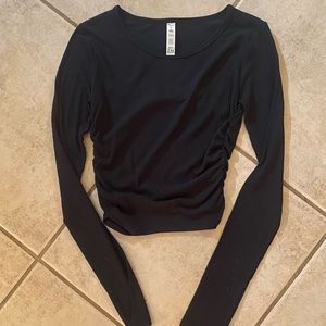 **SOLD**Alo Yoga Crop Top Long Sleeve Size S